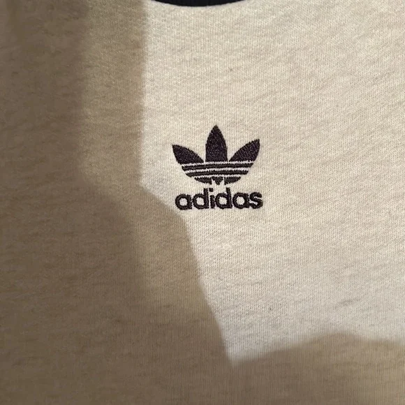 Super rare find, Adidas mock turtle beck, side slits, long sleeve. Size Large. - Picture 5 of 7